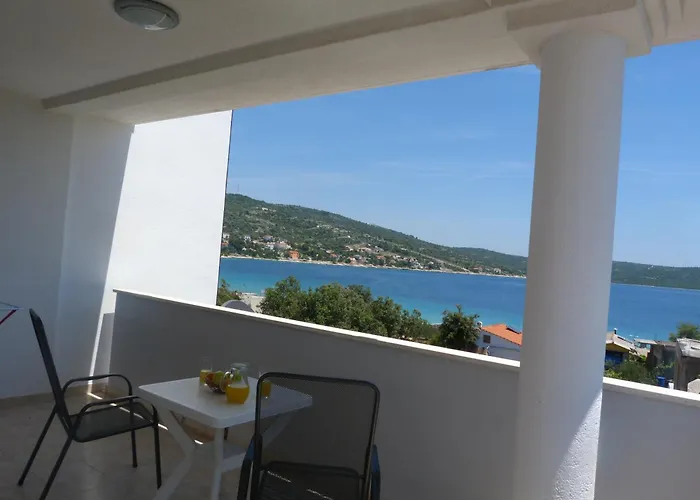 Roko, Sevid Marina
