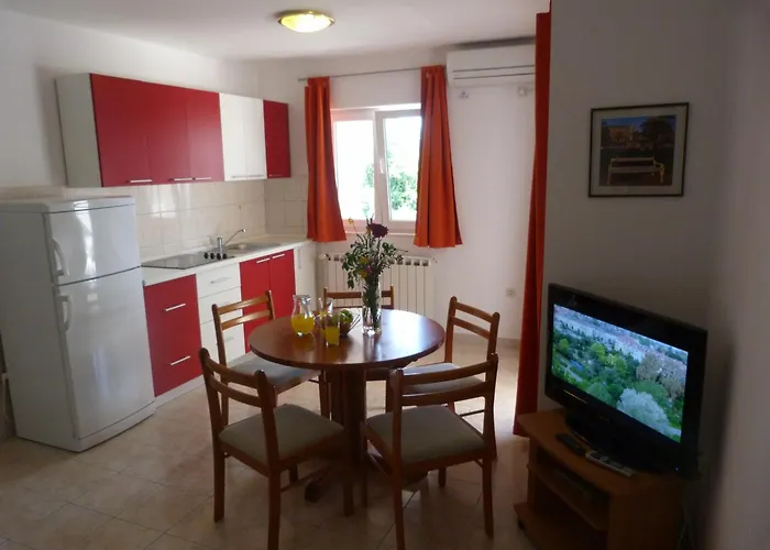 Apartment Roko, Sevid