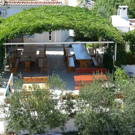 Apartment Roko, Sevid