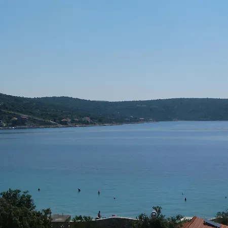 Διαμέρισμα Roko, Sevid
