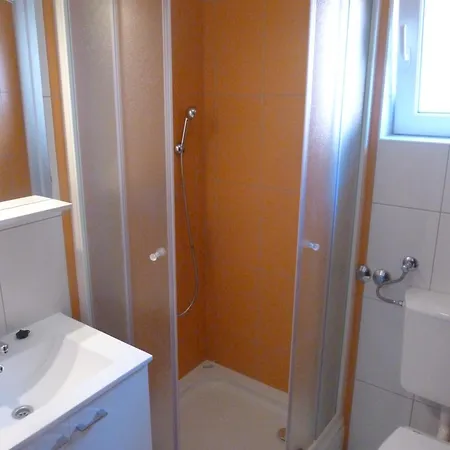 Roko, Sevid Apartment *