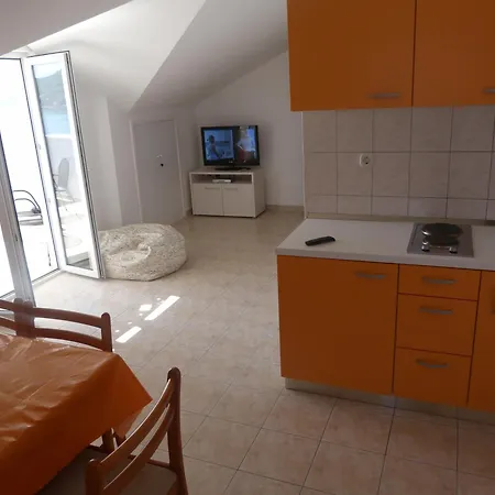 Roko, Sevid Apartment Marina